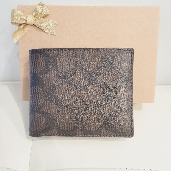 Coach Men's wallet and key chain - Picture 13 of 13